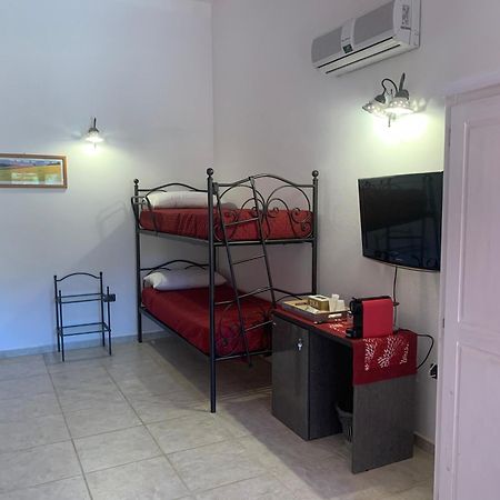 Villa Particular Tottubella ภายนอก รูปภาพ