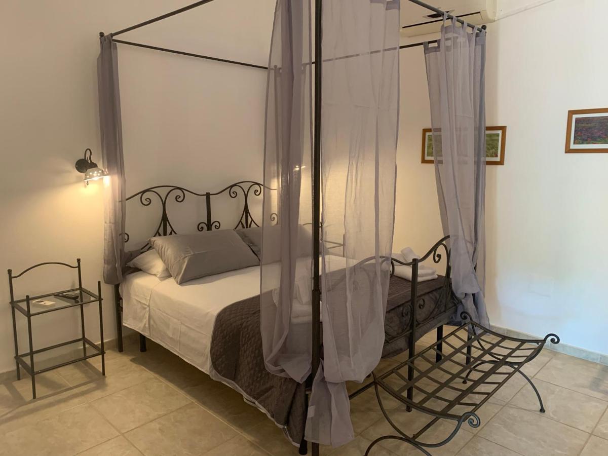 Villa Particular Tottubella ภายนอก รูปภาพ