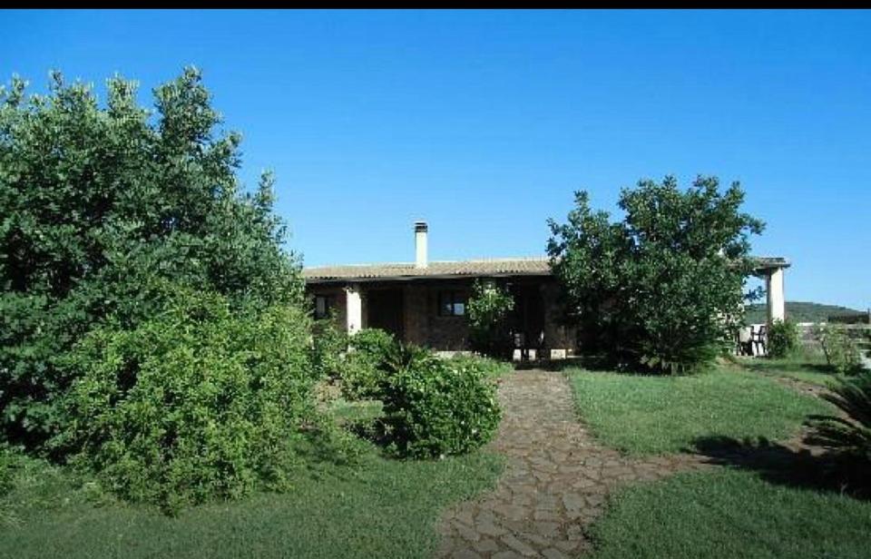 Villa Particular Tottubella ภายนอก รูปภาพ